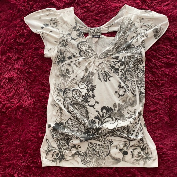 Maternity cream and grey butterfly floral top 🦋 - Picture 1 of 11